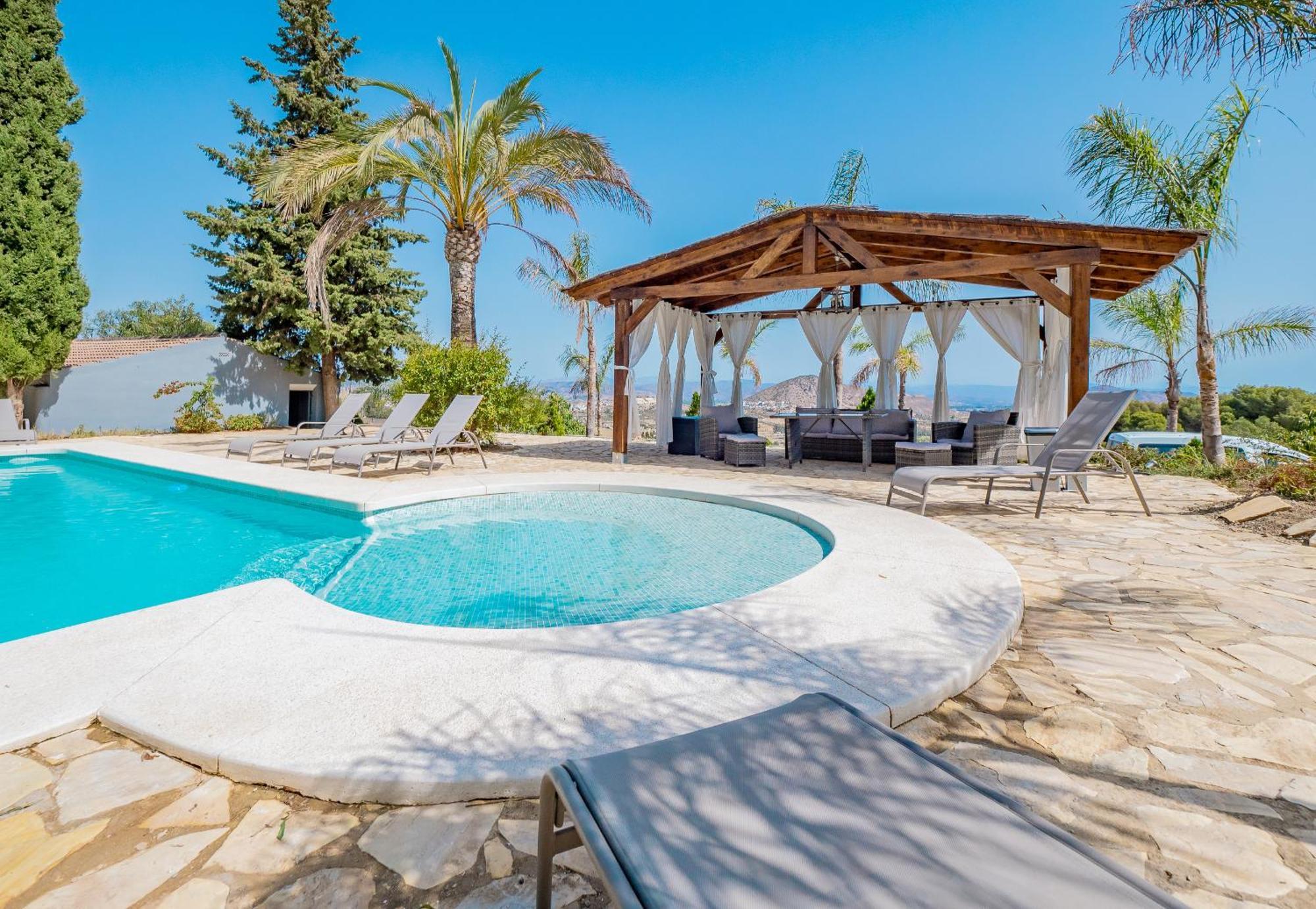 Cubo'S Villa Agua De Azahar Coín Exteriör bild